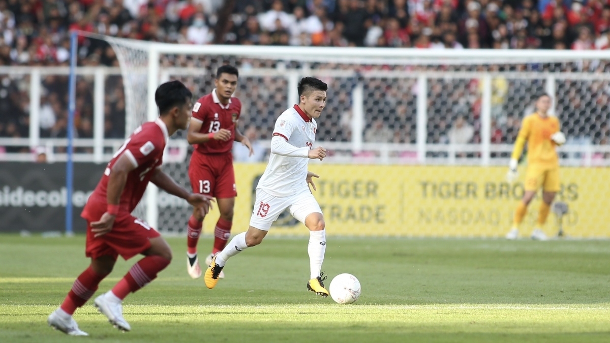 FIFA cử phái đoàn giám sát an ninh khi ĐT Việt Nam tới &quot;chảo lửa&quot; của Indonesia - Ảnh 2.