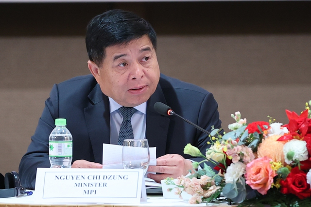 Thủ tướng gặp mặt cộng đồng doanh nghiệp FDI và dự Diễn đàn Doanh nghiệp Việt Nam - ảnh 4