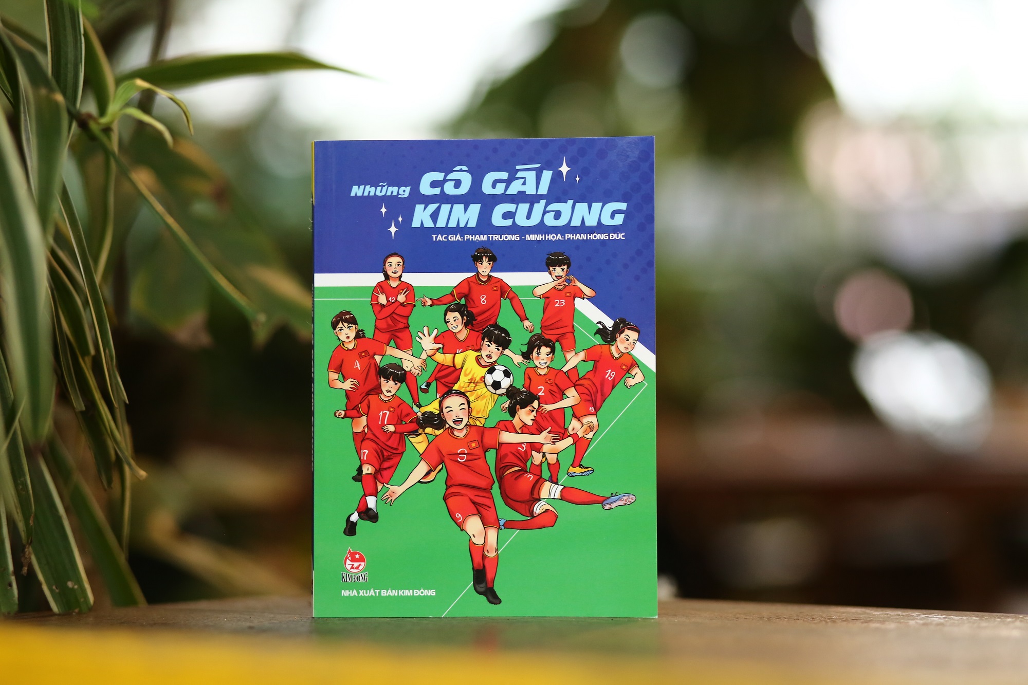 “Những cô gái kim cương“: Câu chuyện xúc động về những cô gái của đội tuyển bóng đá nữ Việt Nam - ảnh 1