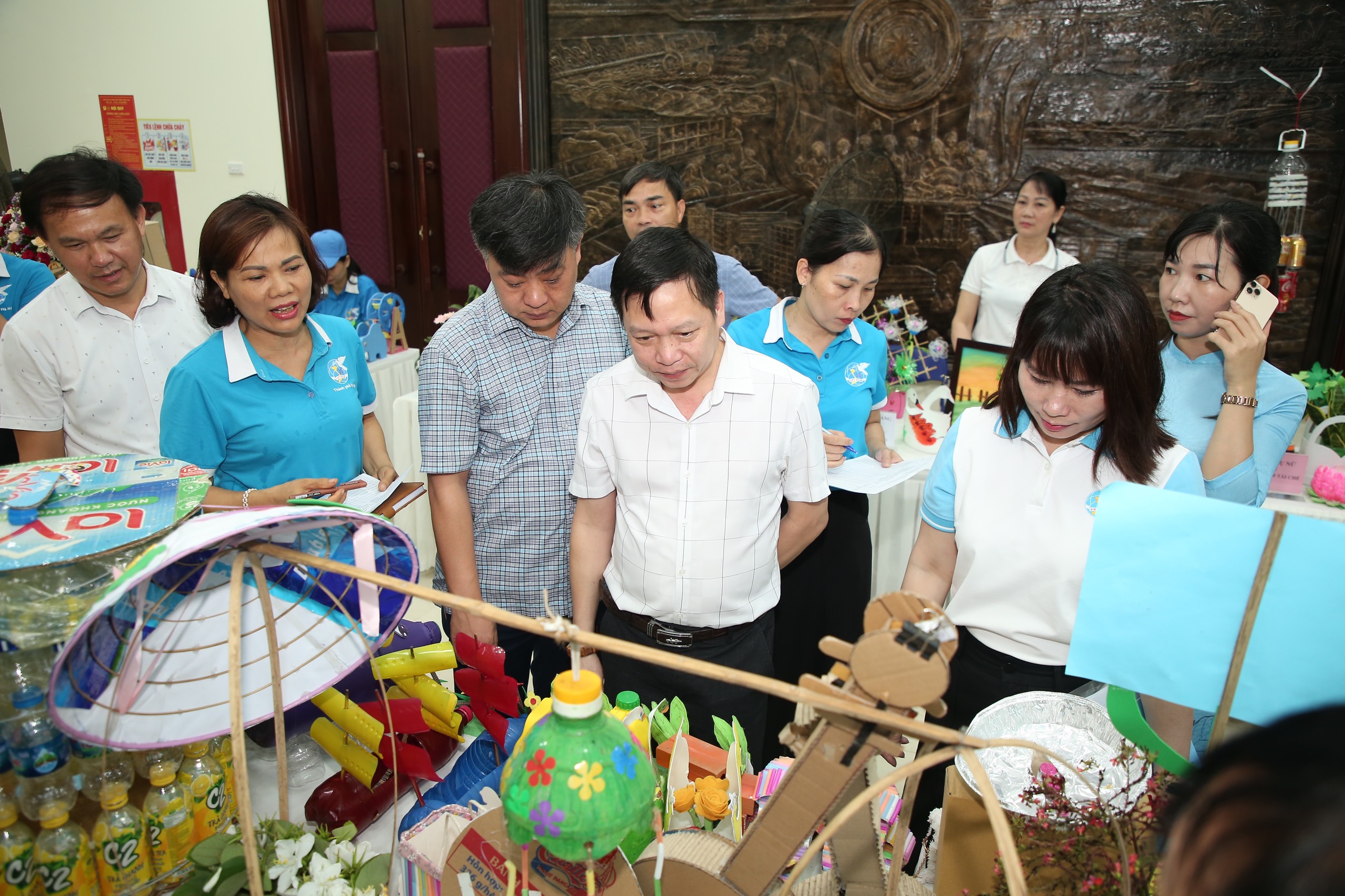 Hội LHPN huyện Ứng Hoà: Nhiều mô hình, cách làm hay hưởng ứng Ngày môi trường thế giới - ảnh 7