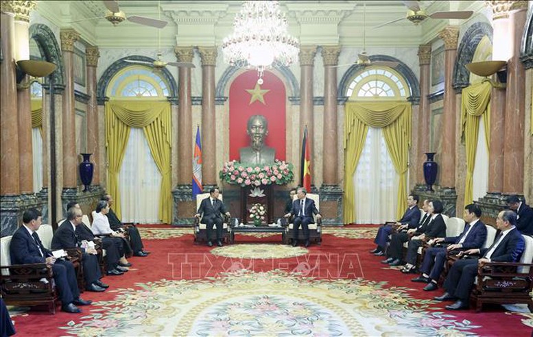 Chủ tịch nước Tô Lâm: Thúc đẩy quan hệ Việt Nam-Campuchia ngày càng đi vào chiều sâu- Ảnh 2. Chủ tịch nước Tô Lâm: Thúc đẩy quan hệ Việt Nam-Campuchia ngày càng đi vào chiều sâu- Ảnh 2.
