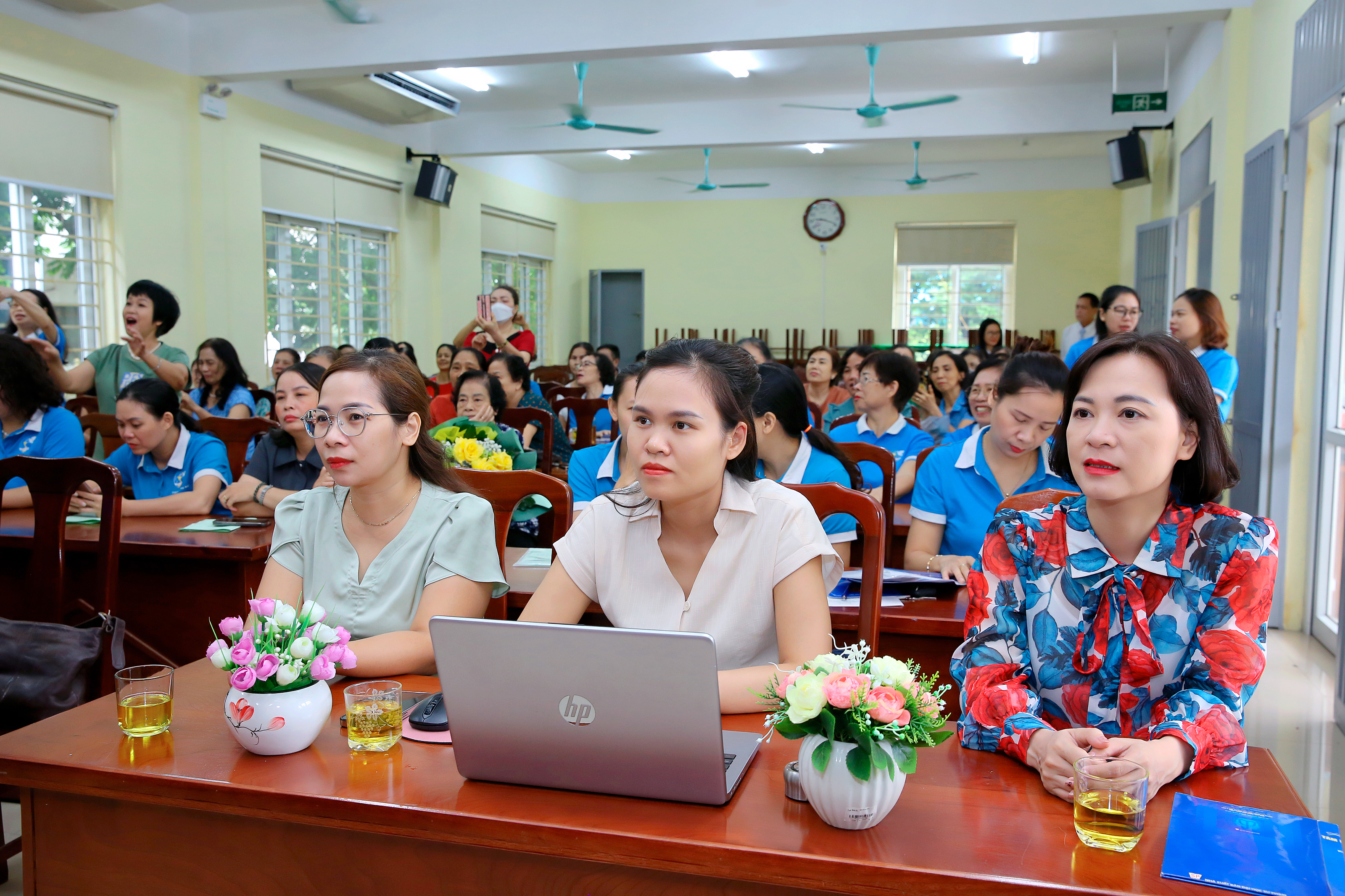 Ra mắt mô hình “Thành phố an toàn thân thiện với phụ nữ trẻ em” tại phường Dịch Vọng Hậu - ảnh 2