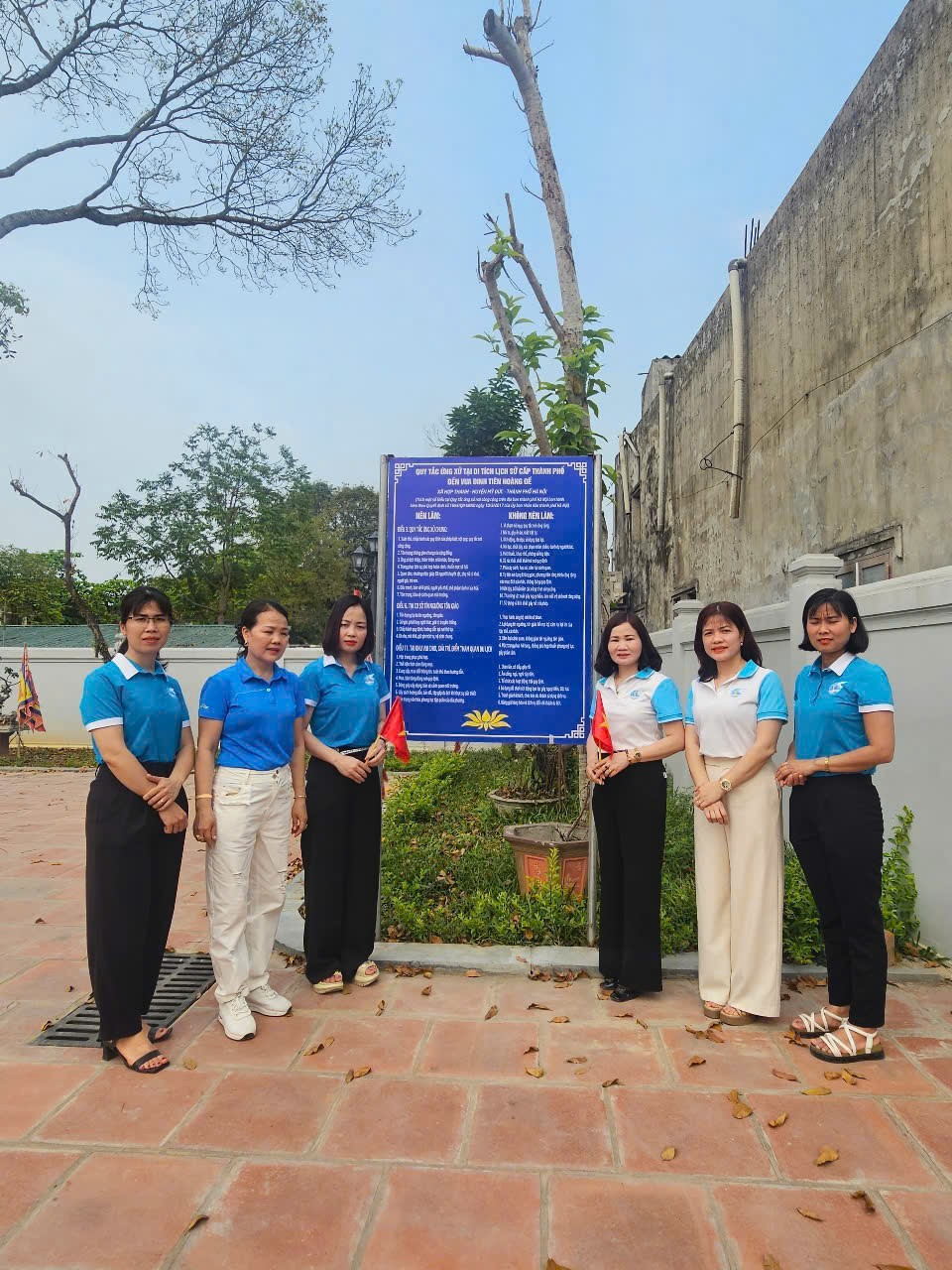 Hội LHPN huyện Mỹ Đức ra mắt mô hình “Phụ nữ tham gia xây dựng Di tích lịch sử kiểu mẫu” cấp huyện năm 2025 - ảnh 2