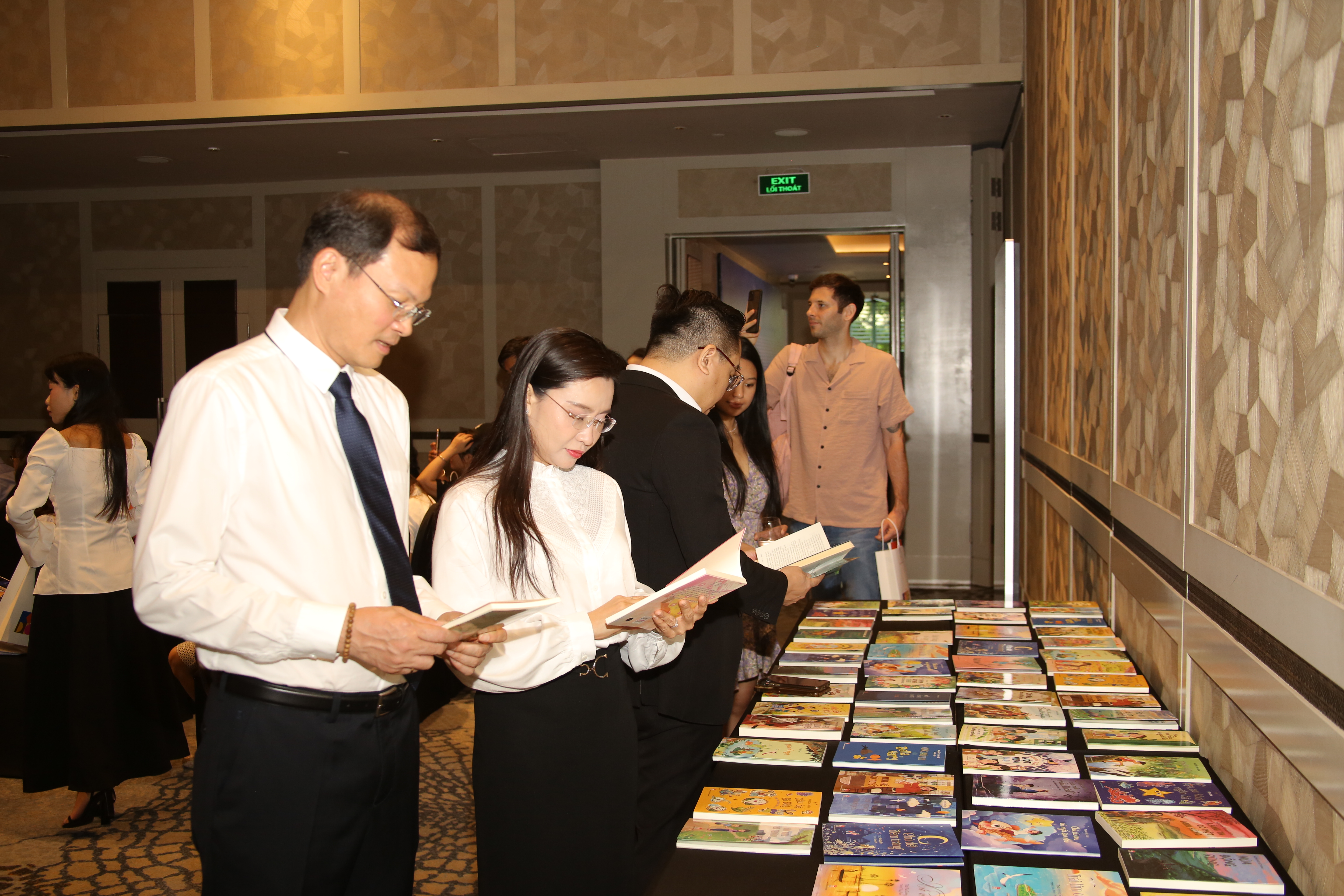 Trao Giải thưởng Văn học Kim Đồng lần thứ nhất: Ghi dấu nỗ lực sáng tác vì thế hệ trẻ - ảnh 2