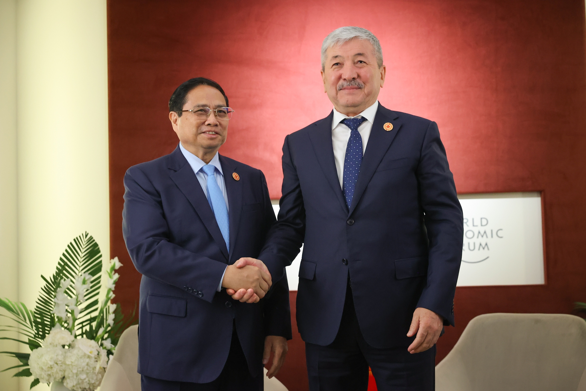 Thủ tướng đề xuất kết nối đường sắt Việt Nam - Kyrgyzstan và với các nước Trung Á - ảnh 1