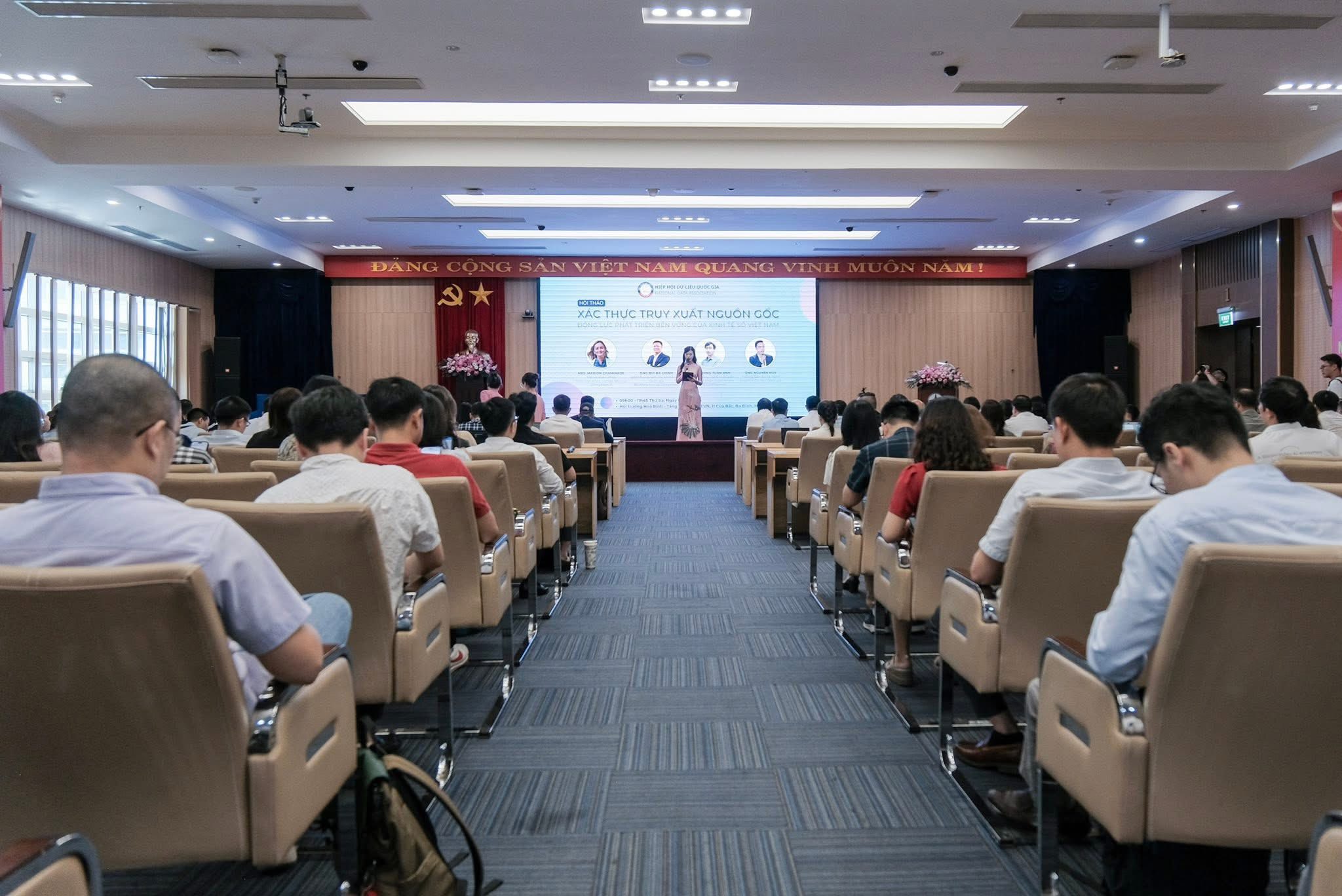 Khi công nghệ “vào cuộc” chống nạn hàng giả - ảnh 2