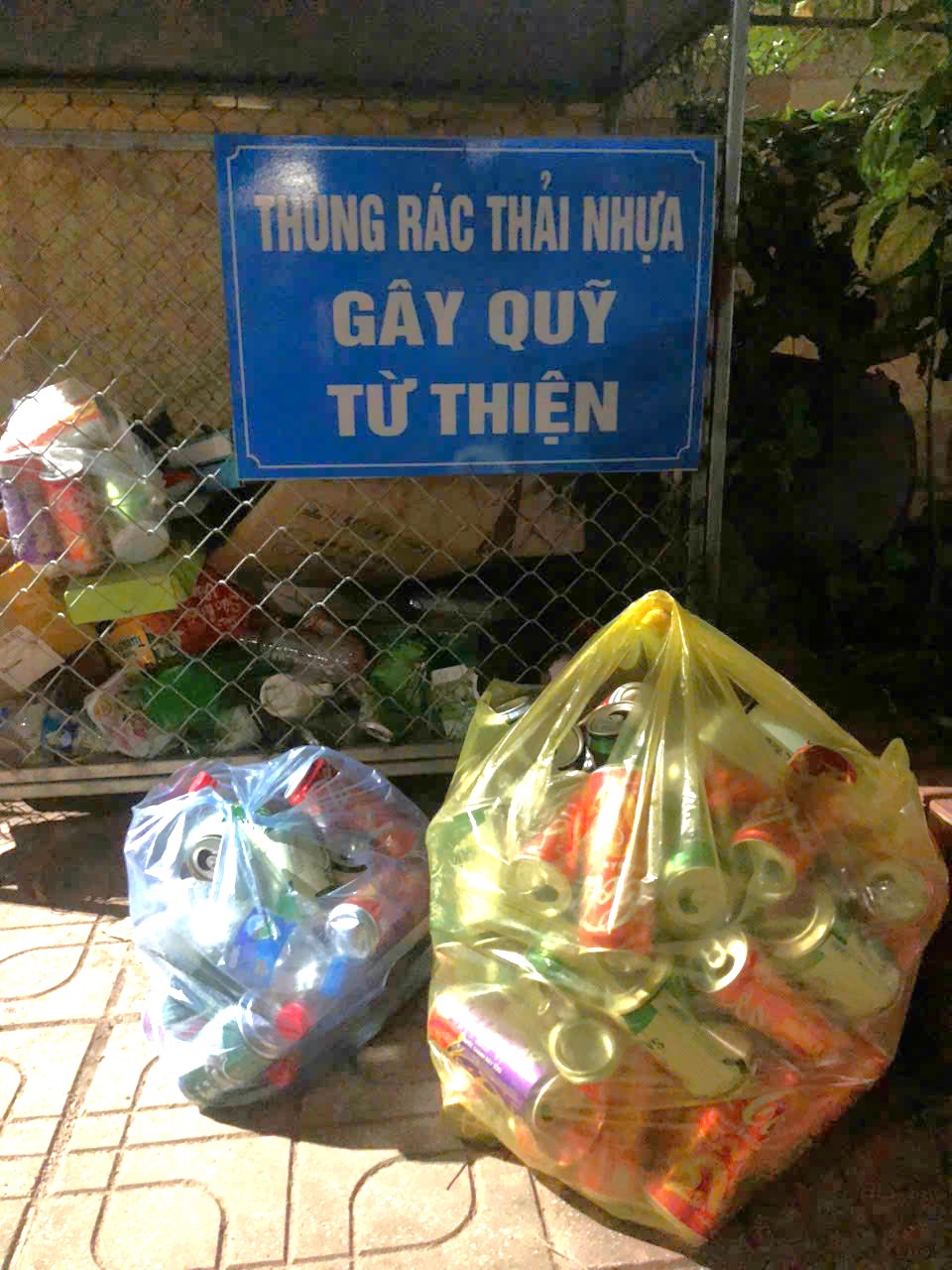 Gom phế liệu - Gói tình thân - Hành động nhỏ, nghĩa tình lớn ở xã Liên Minh - ảnh 4