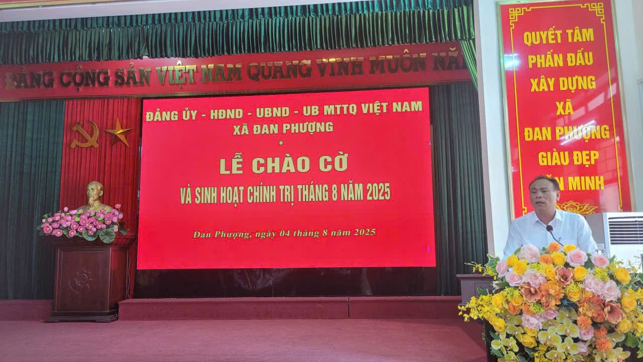Xã Đan Phượng tổ chức Lễ chào cờ và sinh hoạt chính trị tháng 8/2025 - ảnh 1