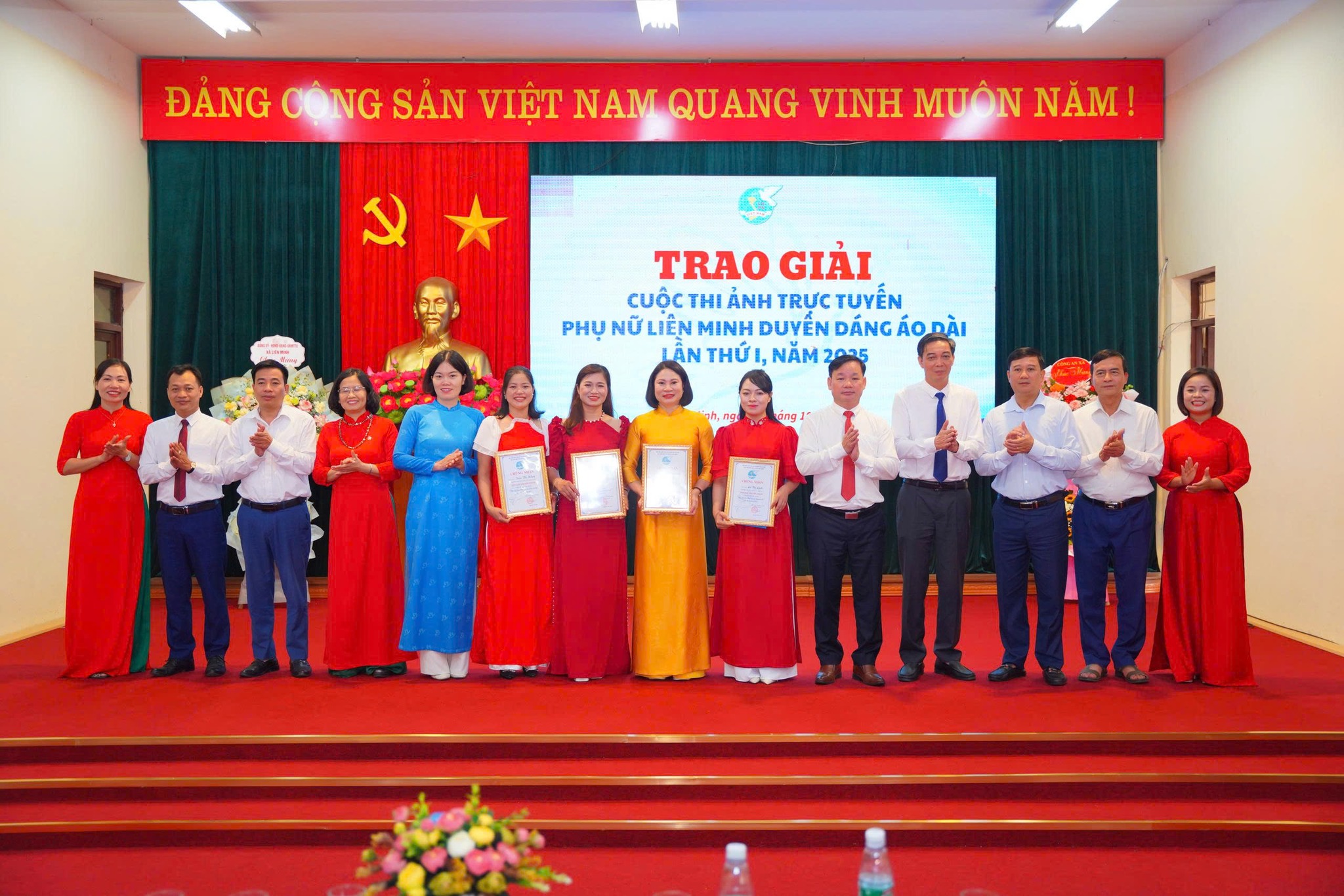 Hội LHPN xã Liên Minh phối hợp tổ chức kỷ niệm 95 năm thành lập Hội LHPN Việt Nam và gặp mặt nữ lãnh đạo, nguyên chủ tịch, cán bộ Hội - ảnh 2