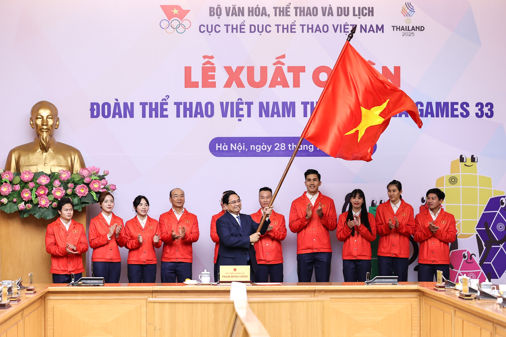 Thủ tướng: Đoàn Việt Nam dự SEA Games 33 với tinh thần thể thao cao thượng và niềm tự hào dân tộc - ảnh 3