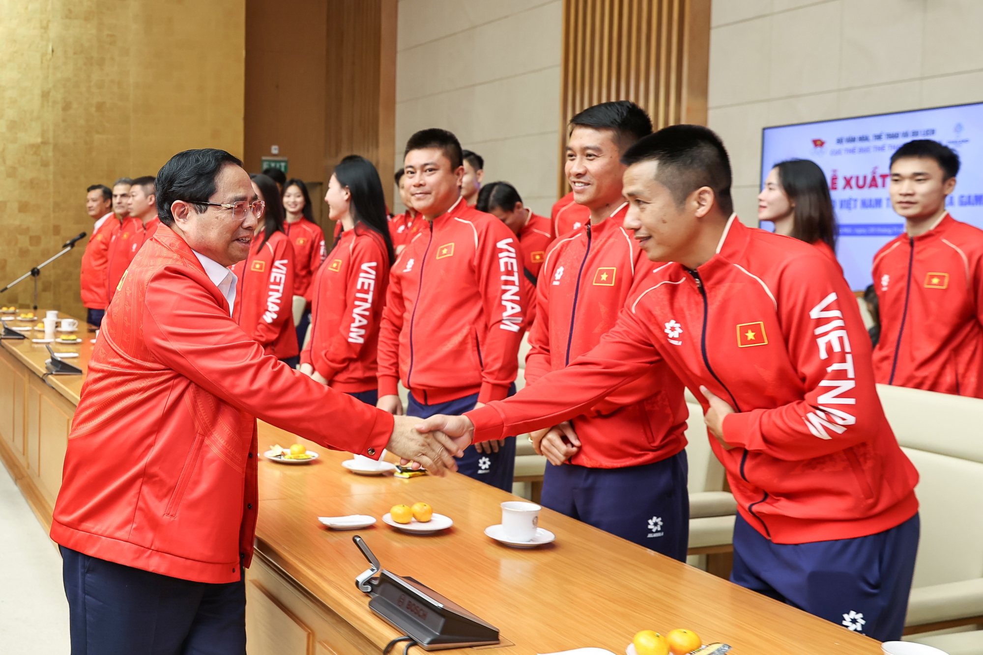 Thủ tướng: Đoàn Việt Nam dự SEA Games 33 với tinh thần thể thao cao thượng và niềm tự hào dân tộc - ảnh 1