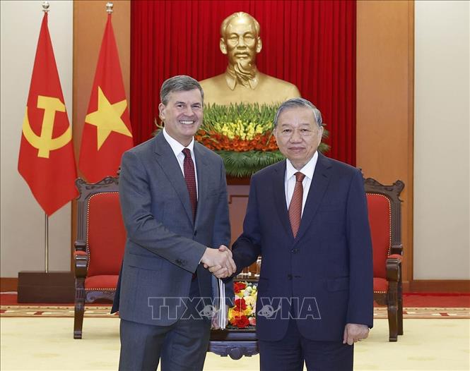 Tổng Bí thư Tô Lâm tiếp Giám đốc Học viện Tổng thống Liên bang Nga - ảnh 1