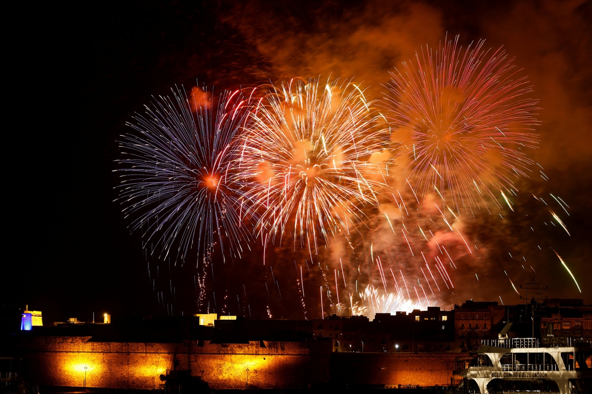 Không khí đón năm mới ở các quốc gia trên thế giới - ảnh 7