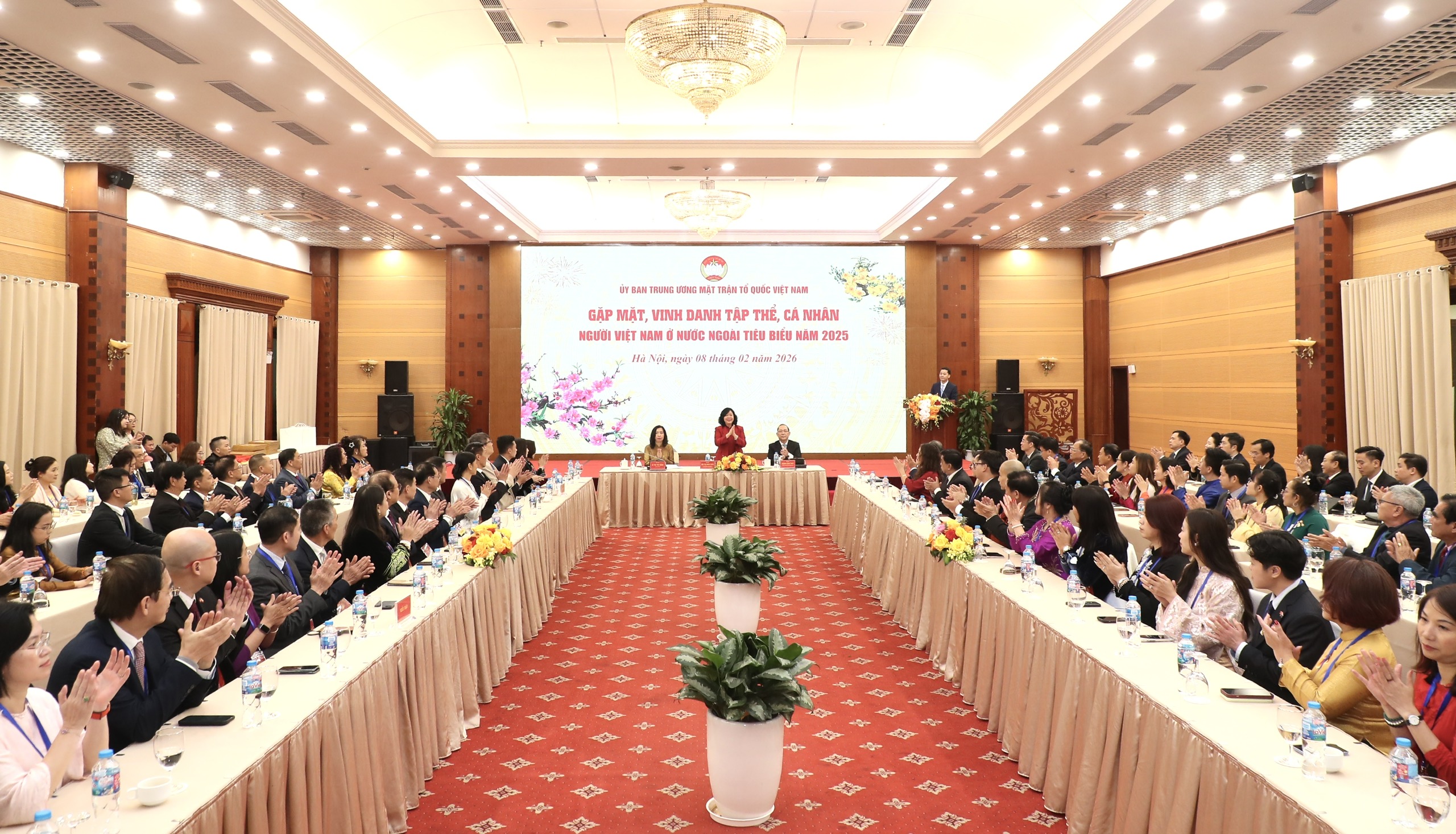 Kiều bào chung sức cùng đất nước bước vào kỷ nguyên mới - ảnh 1