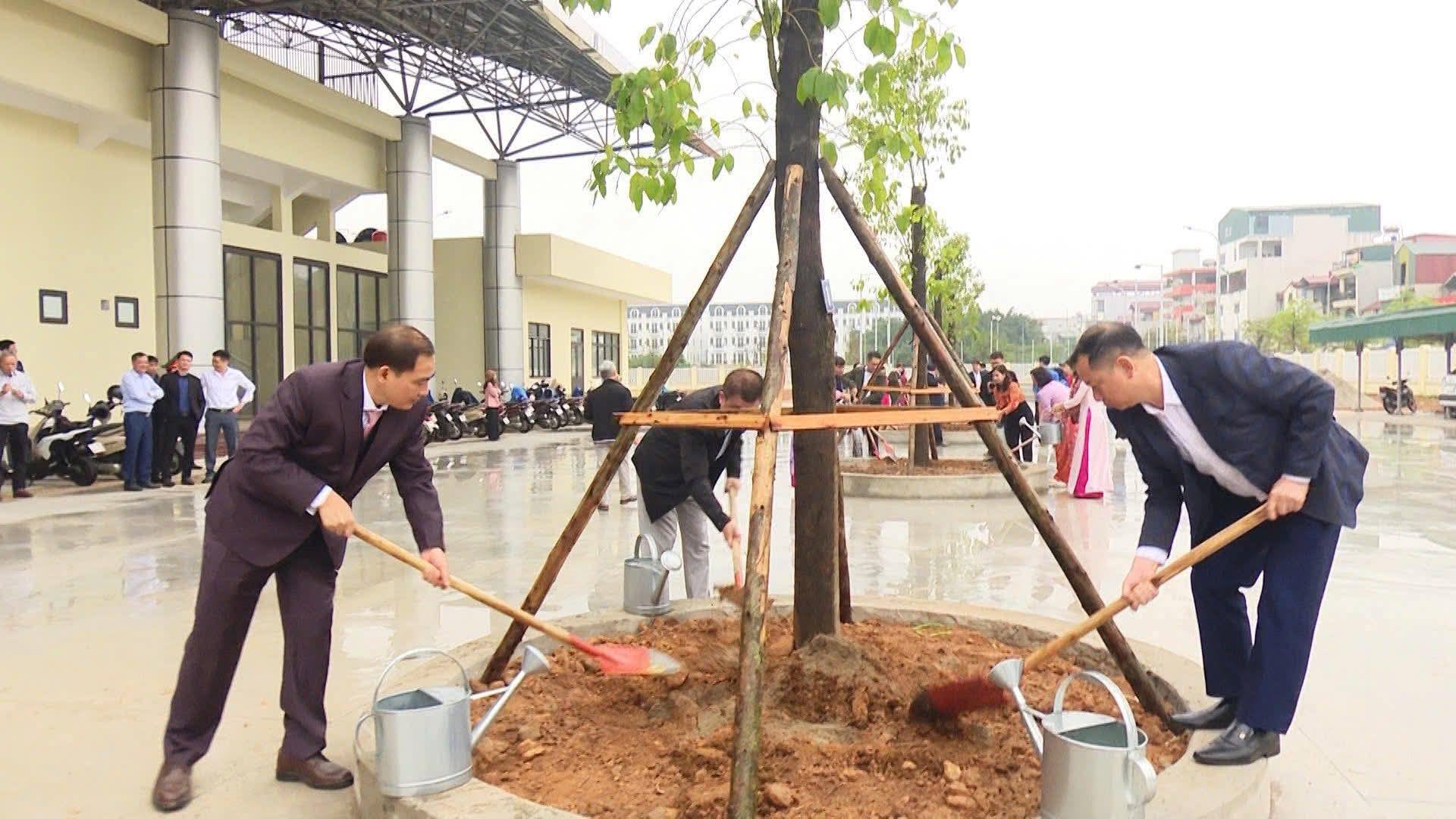 Xã Thường Tín: Rộn ràng khí thế “Tết trồng cây đời đời nhớ ơn Bác Hồ“ - ảnh 2