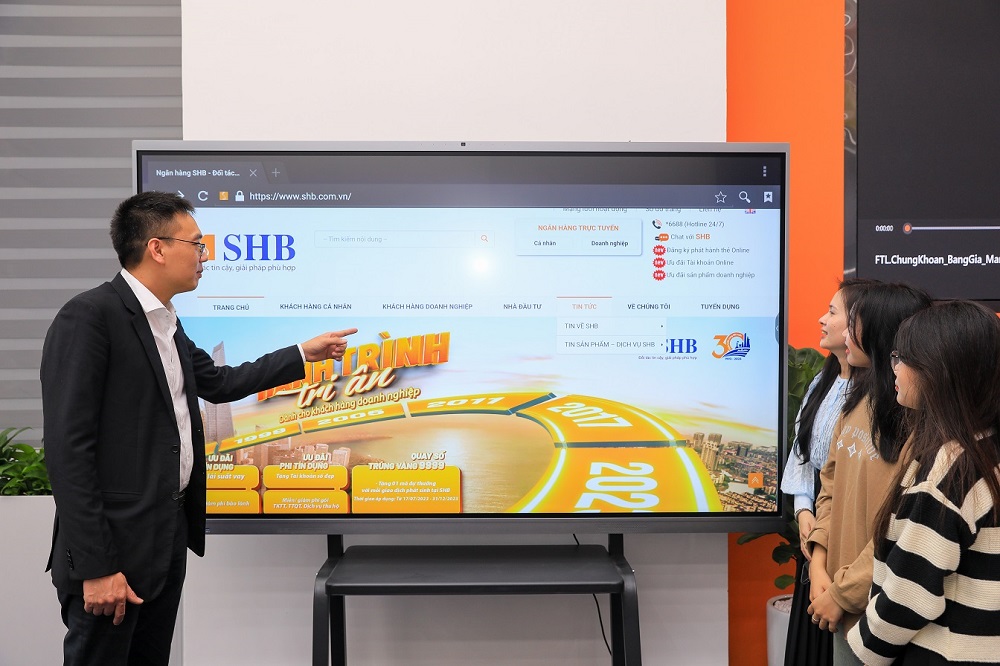 Khánh thành “Trung tâm thực hành Tài chính Ngân hàng SHB – VNU” tại ĐHQG-HN - ảnh 3