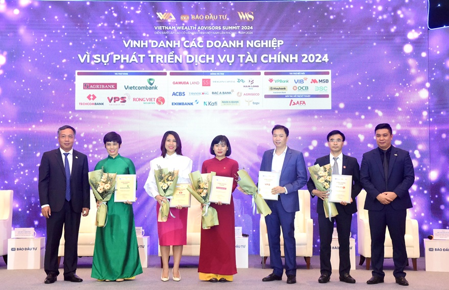 Agribank được vinh danh 3 sản phẩm dịch vụ tài chính tiêu biểu tại Diễn đàn Cấp cao Cố vấn tài chính Việt Nam – VWAS 202 - ảnh 1