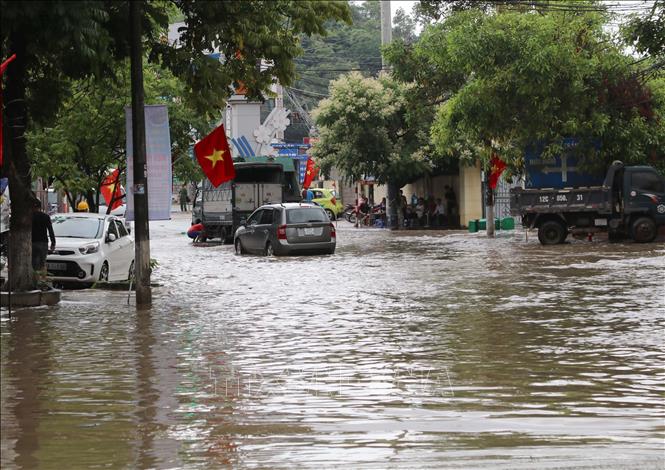 Hỗ trợ người dân khắc phục hậu quả thiên tai, sớm ổn định đời sống - ảnh 1