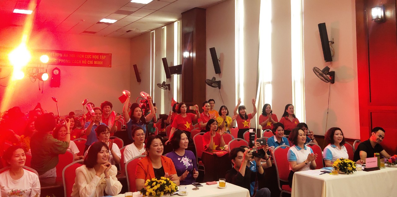 Công đoàn cơ quan Hội LHPN Hà Nội: Đặc sắc, ấn tượng hội thi “Khiêu vũ thể thao” năm 2022 - ảnh 16