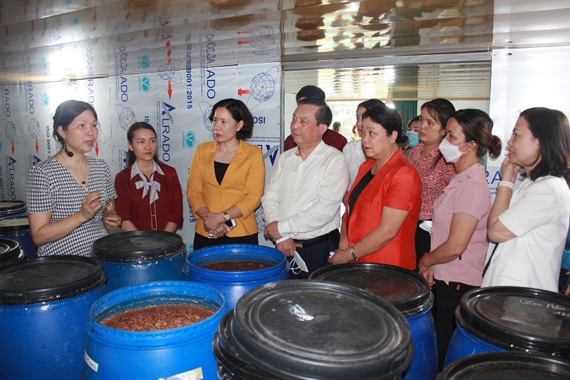 Hội LHPN Hà Nội: Phát triển sản xuất nông nghiệp hàng hóa ứng dụng công nghệ cao - ảnh 3