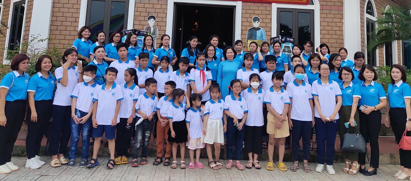 Tổ chức Tết thiếu nhi cho trẻ khó khăn, mồ côi - ảnh 5