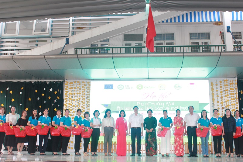 Hội LHPN quận Hoàng Mai: Lan tỏa những cách làm hay bảo vệ môi trường - ảnh 8