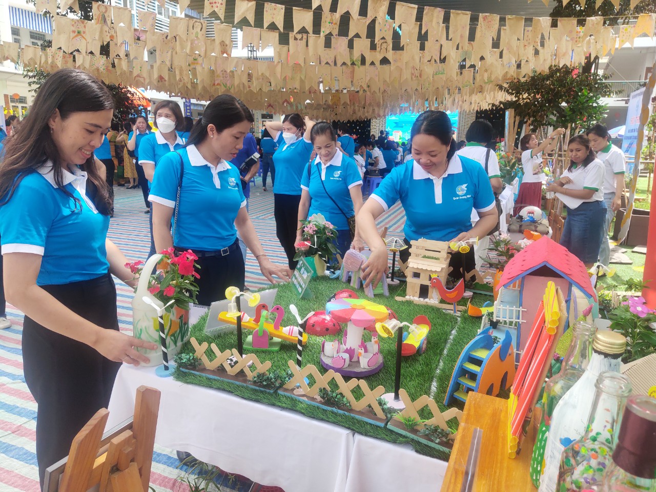 Hội LHPN quận Hoàng Mai: Lan tỏa những cách làm hay bảo vệ môi trường - ảnh 14