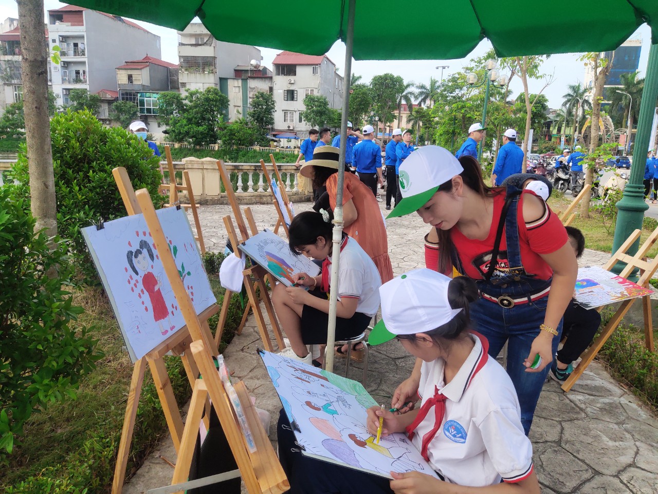 Huyện Đông Anh: Chung tay hành động vì môi trường xanh, an toàn,thân thiện - ảnh 10