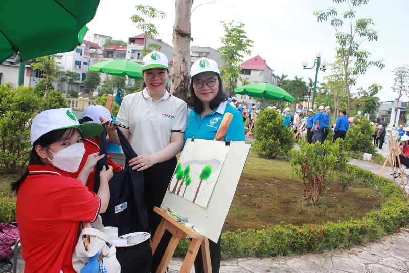 Huyện Đông Anh: Chung tay hành động vì môi trường xanh, an toàn,thân thiện - ảnh 9