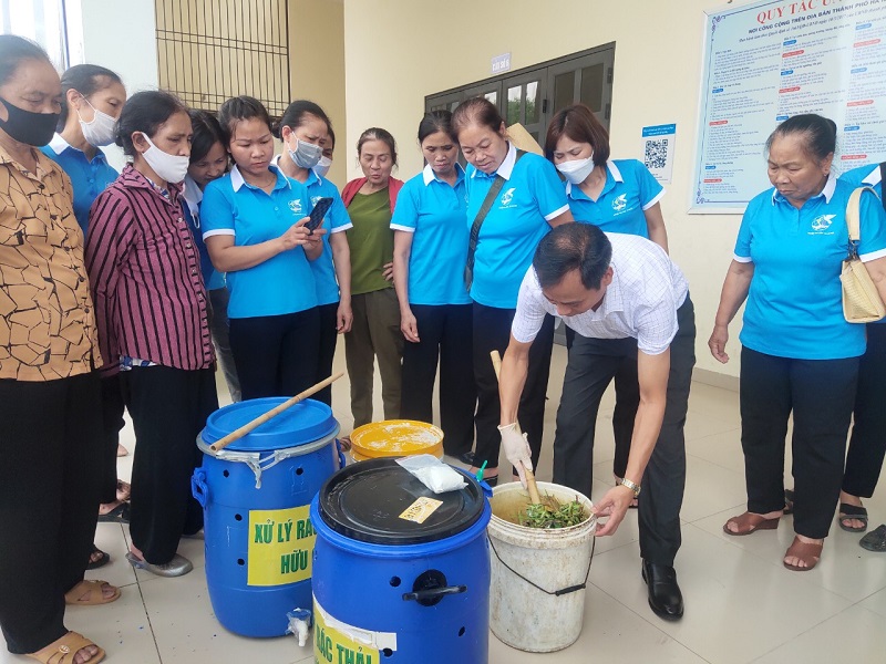Hội LHPN huyện Gia Lâm: Nhiều mô hình thu gom, phân loại, xử lý rác thải tại nguồn - ảnh 7