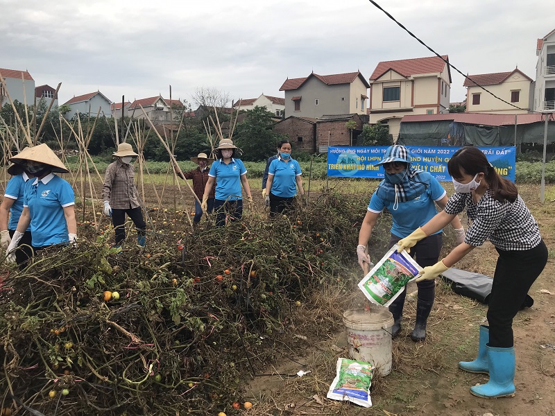 Hội LHPN huyện Gia Lâm: Nhiều mô hình thu gom, phân loại, xử lý rác thải tại nguồn - ảnh 11