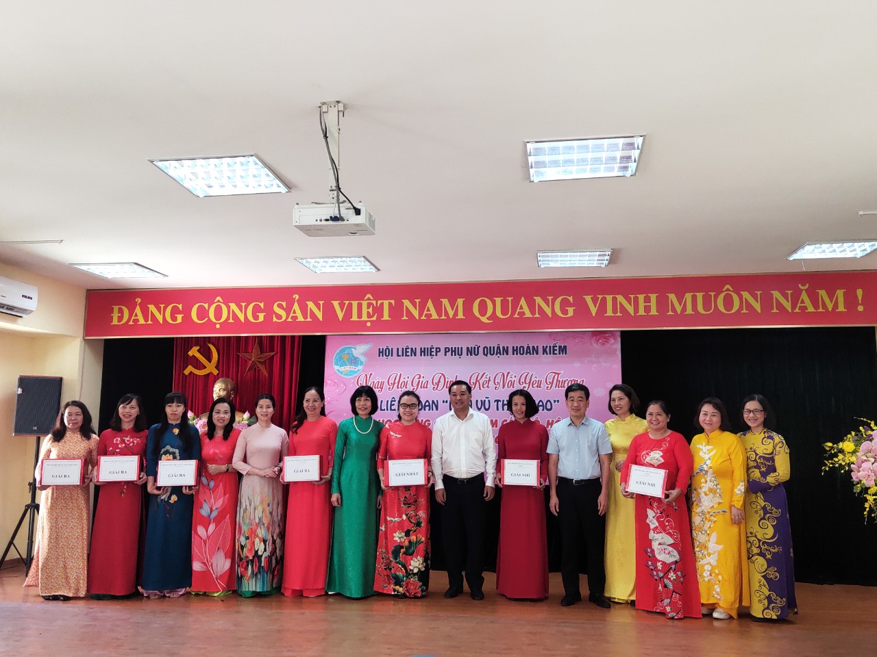 Hội LHPN quận Hoàn Kiếm: Sôi nổi  các hoạt động tại ngày hội Gia đình - Kết nối yêu thương - ảnh 5