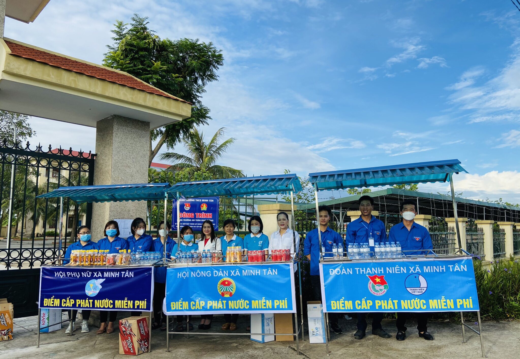 Những hình ảnh đẹp của phụ nữ Thủ đô “Tiếp sức mùa thi” năm 2022 - ảnh 6