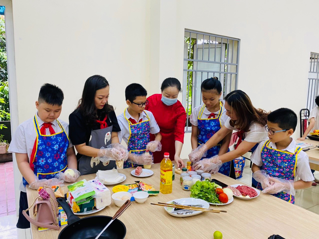 Tập huấn nữ công gia chánh hè với chủ đề “Bữa cơm gia đình cuối tuần“ - ảnh 4