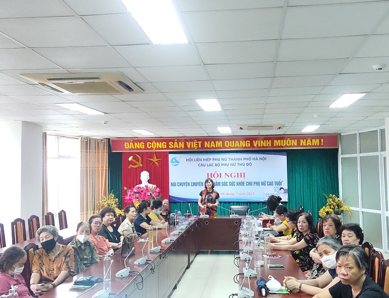 Câu lạc bộ phụ nữ Thủ đô: Nói chuyện chuyên đề chăm sóc sức khỏe cho phụ nữ cao tuổi - ảnh 1