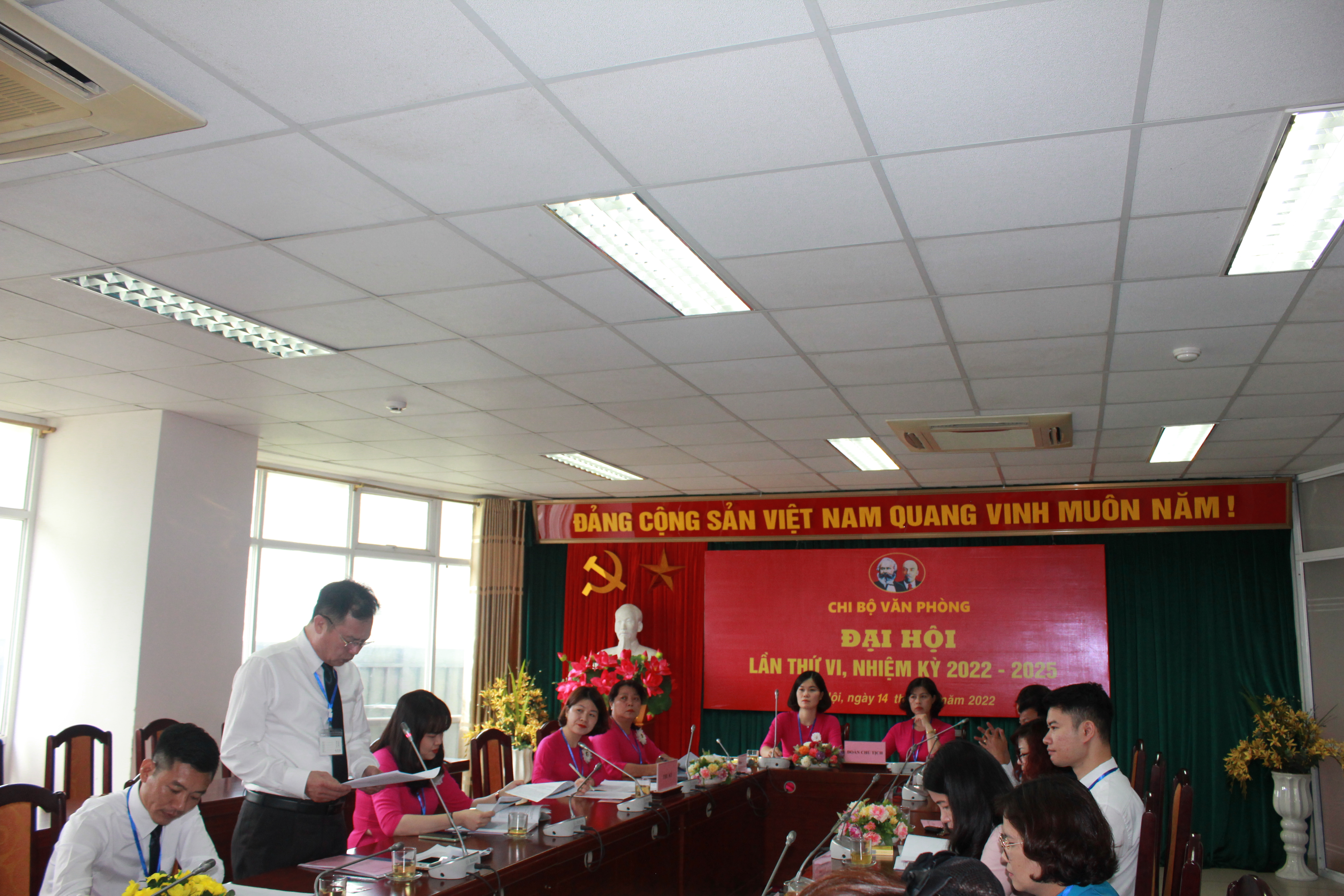 Đại hội điểm Chi bộ Văn phòng Hội LHPN Hà Nội lần thứ VI: Đoàn kết, dân chủ, đổi mới, trách nhiệm - ảnh 5