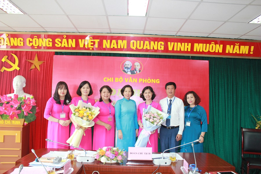 Đại hội điểm Chi bộ Văn phòng Hội LHPN Hà Nội lần thứ VI: Đoàn kết, dân chủ, đổi mới, trách nhiệm - ảnh 1