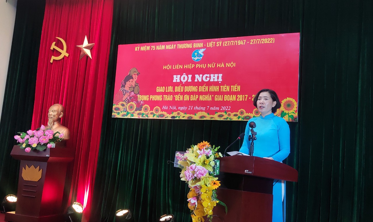 Hội LHPN Hà Nội: Biểu dương 30 tập thể, cá nhân điển hình trong phong trào “Đền ơn đáp nghĩa” - ảnh 5