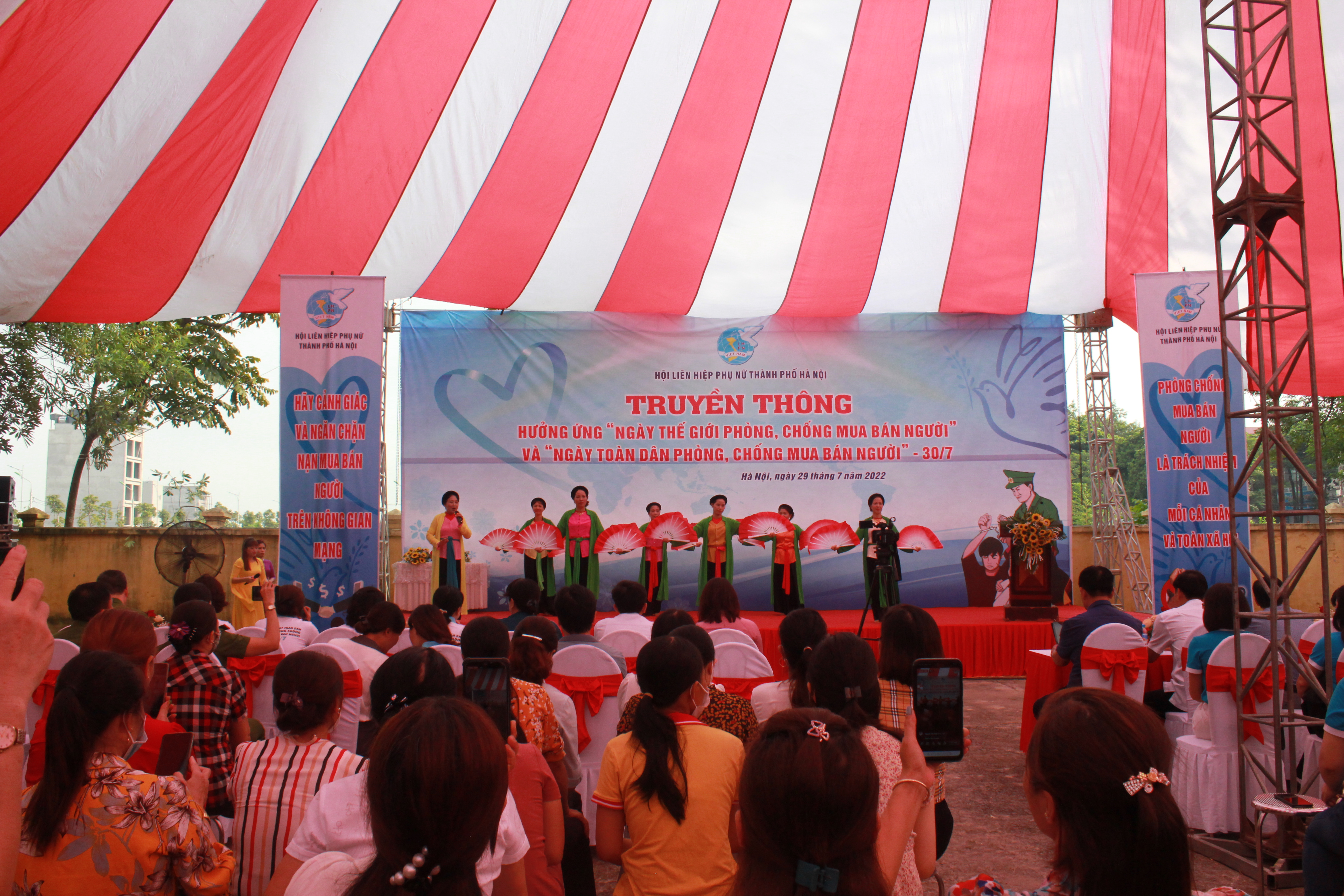 Hội LHPN Hà Nội: Tuyên truyền nâng cao nhận thức phòng, chống mua bán người - ảnh 6
