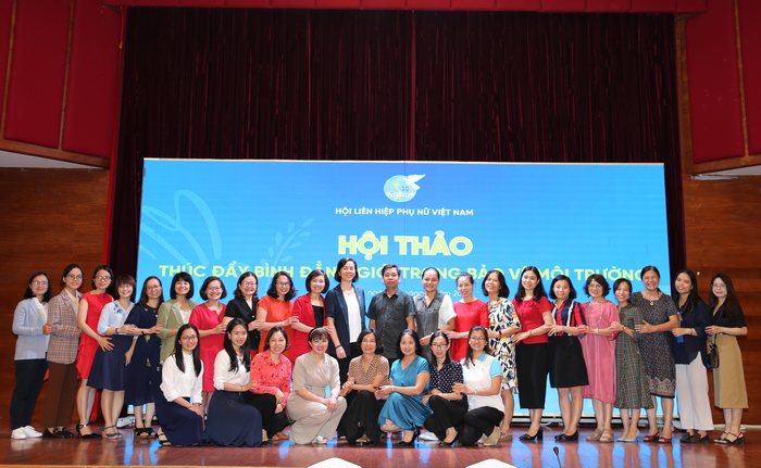 Tăng cường vai trò, vị thế của phụ nữ trong thực hiện nhiệm vụ bảo vệ môi trường - ảnh 1