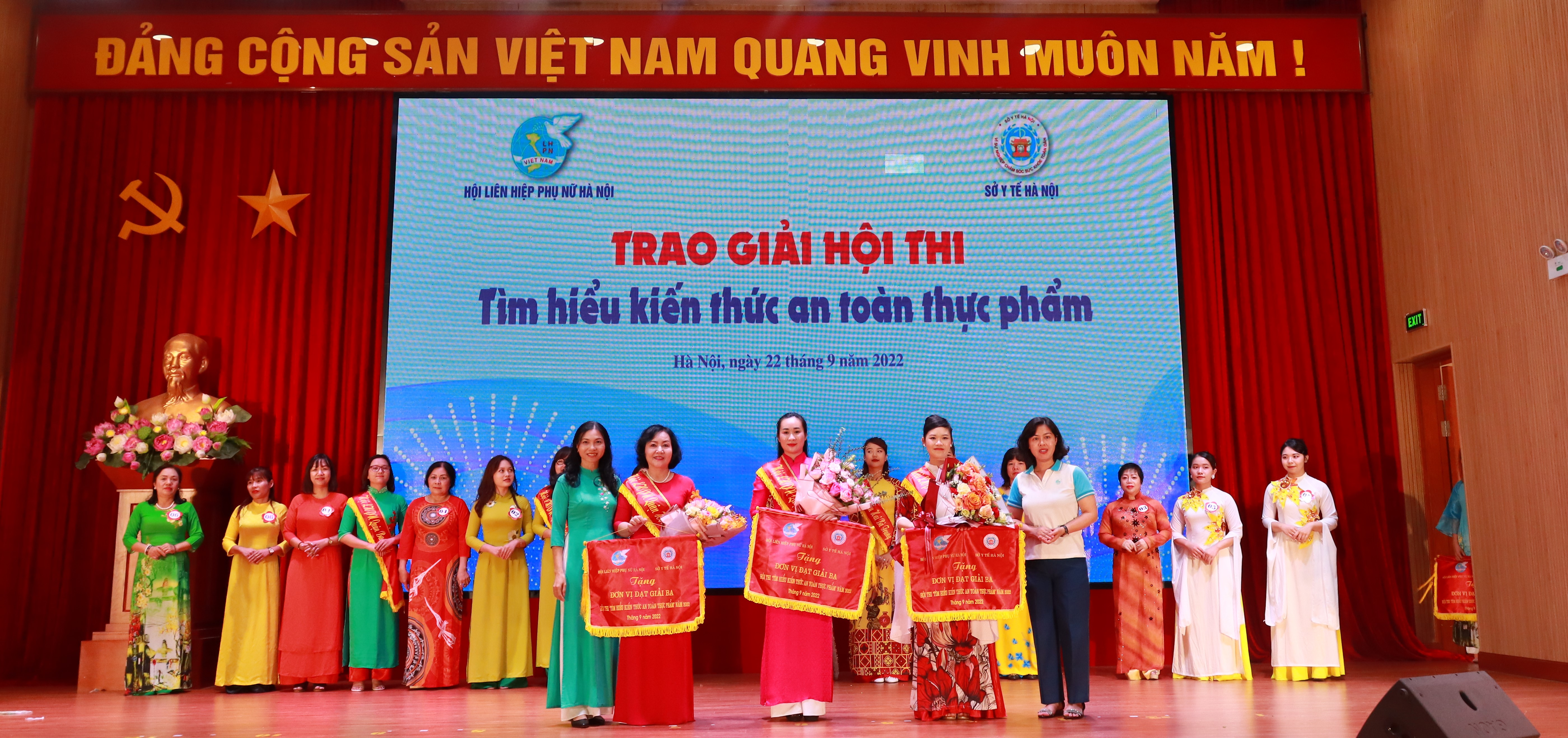 Sôi nổi hội thi “Tìm hiểu kiến thức an toàn thực phẩm” năm 2022 - ảnh 8