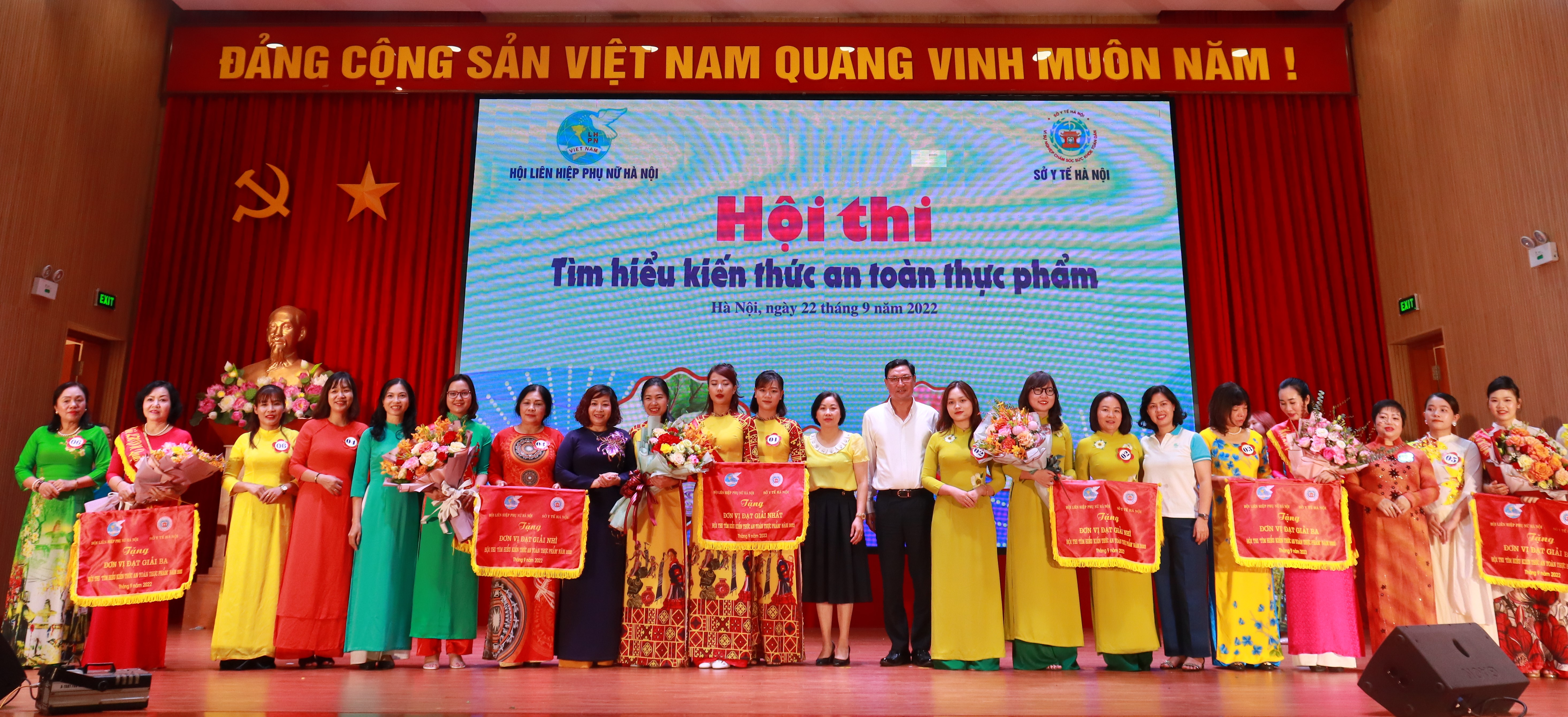 Sôi nổi hội thi “Tìm hiểu kiến thức an toàn thực phẩm” năm 2022 - ảnh 9
