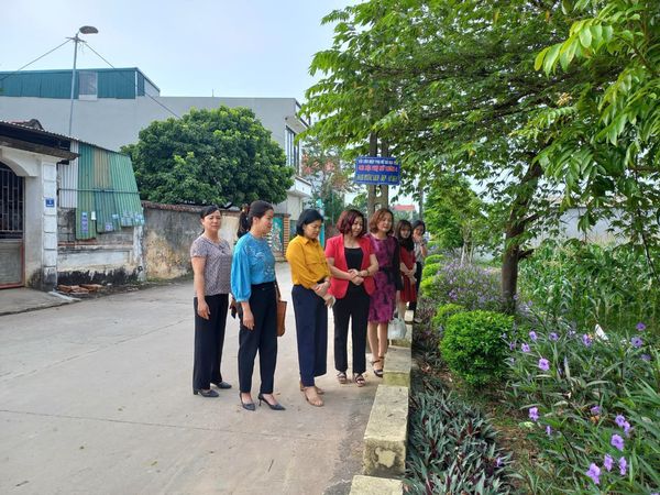 Hội LHPN Hà Nội: Kiểm tra thi đua tại cơ sở Hội - ảnh 2