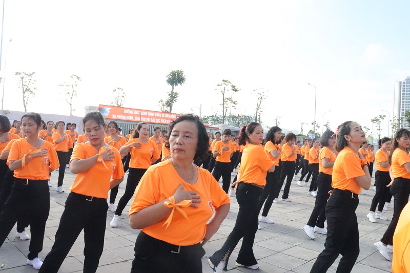 Cam kết chung tay vì bình đẳng giới và xóa bỏ bạo lực trên cơ sở giới - ảnh 18