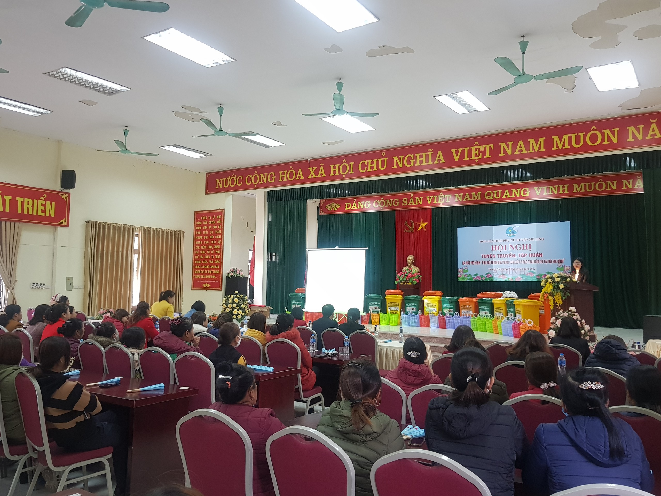Tuyên truyền và ra mắt mô hình “Phụ nữ tham gia phân loại, xử lý rác hữu cơ tại hộ gia đình” - ảnh 3