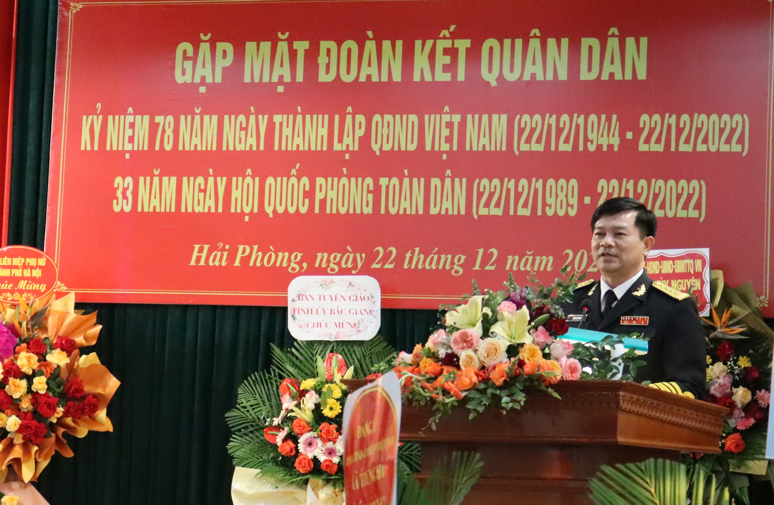 Lữ đoàn Đặc công Hải quân 126 gặp mặt đoàn kết quân dân - ảnh 5