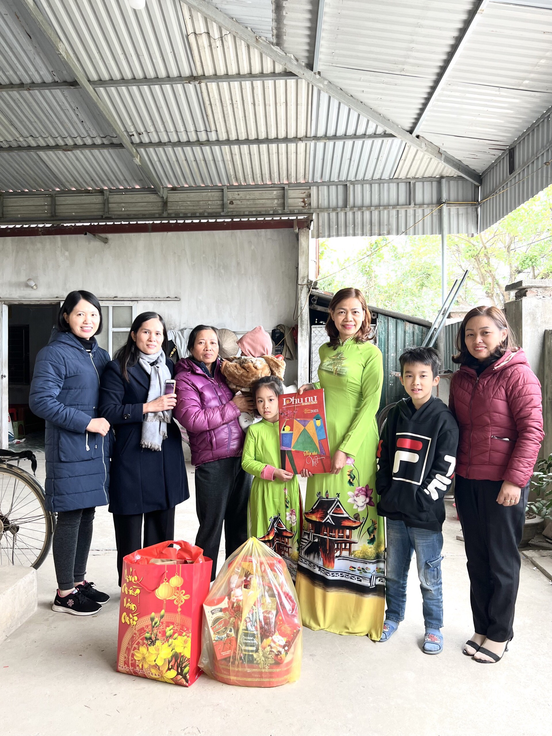 Lan tỏa những hình ảnh đẹp của phụ nữ Thủ đô nhân dịp đón Tết Nguyên đán Quý Mão 2023 - ảnh 10