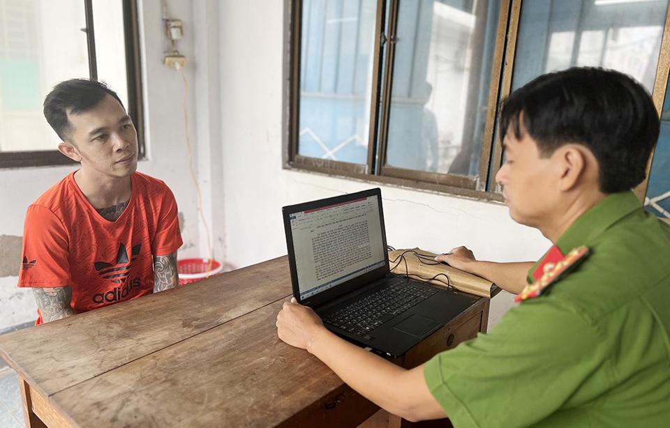 An Giang: Tạm giữ đối tượng “phóng hỏa” người đánh mẹ mình - ảnh 1