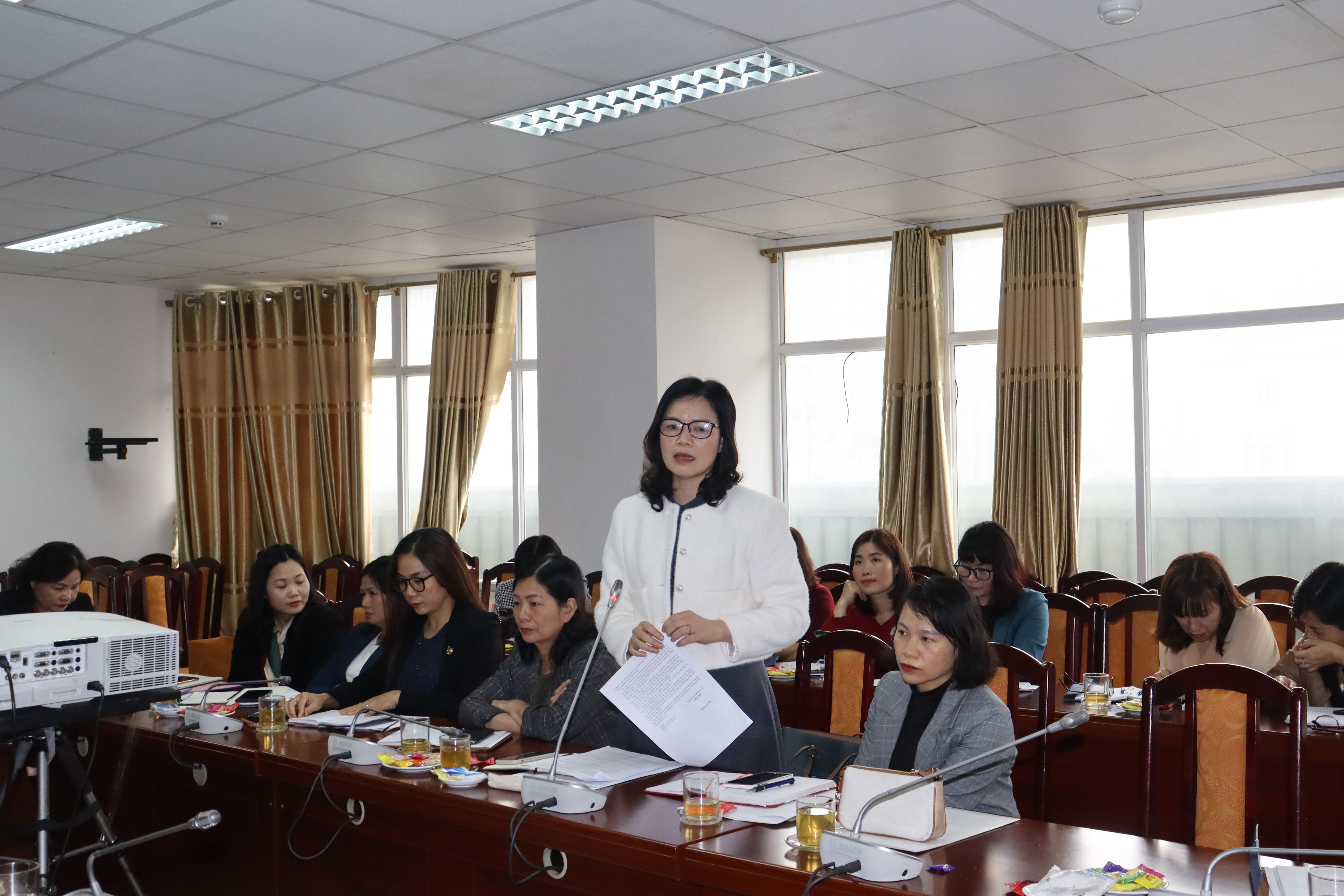 Phát động thi đua cao điểm 100 ngày hướng tới kỷ niệm 75 năm ngày Bác Hồ ra Lời kêu gọi thi đua ái quốc - ảnh 6