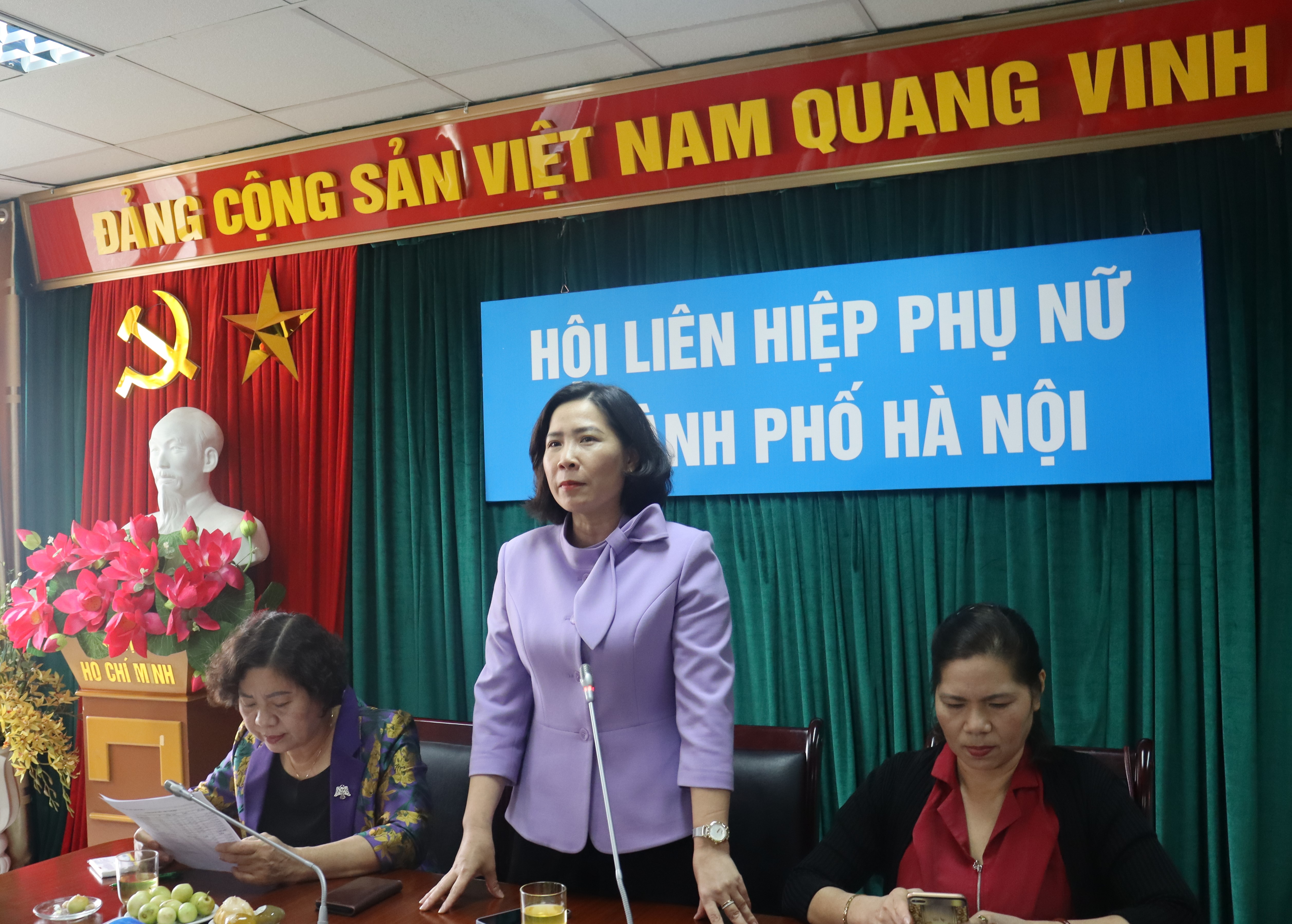 Gặp mặt cán bộ hưu trí nhân kỷ niệm 113 năm ngày Quốc tế Phụ nữ 8/3 - ảnh 3